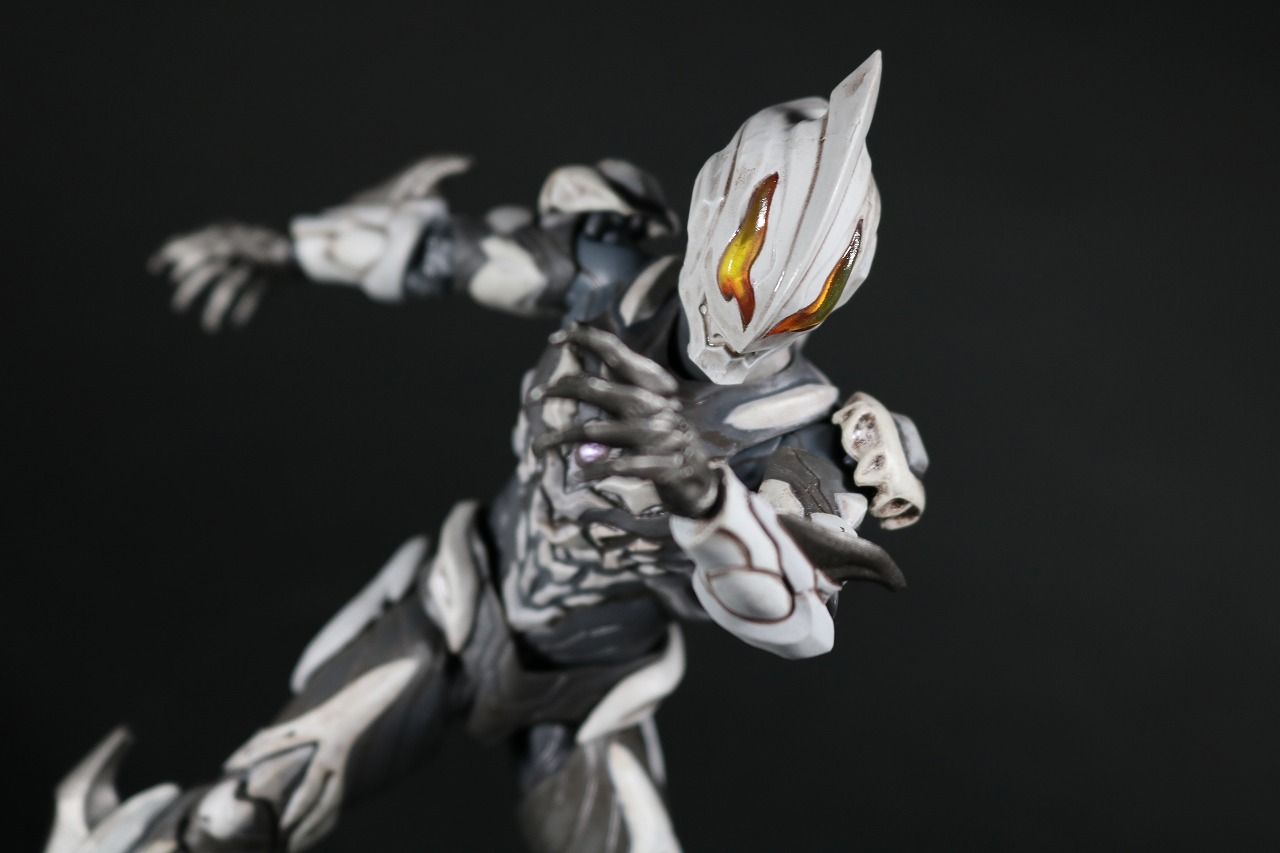 S.H.フィギュアーツ　ウルトラマンベリアル　アトロシアス　レビュー　アクション