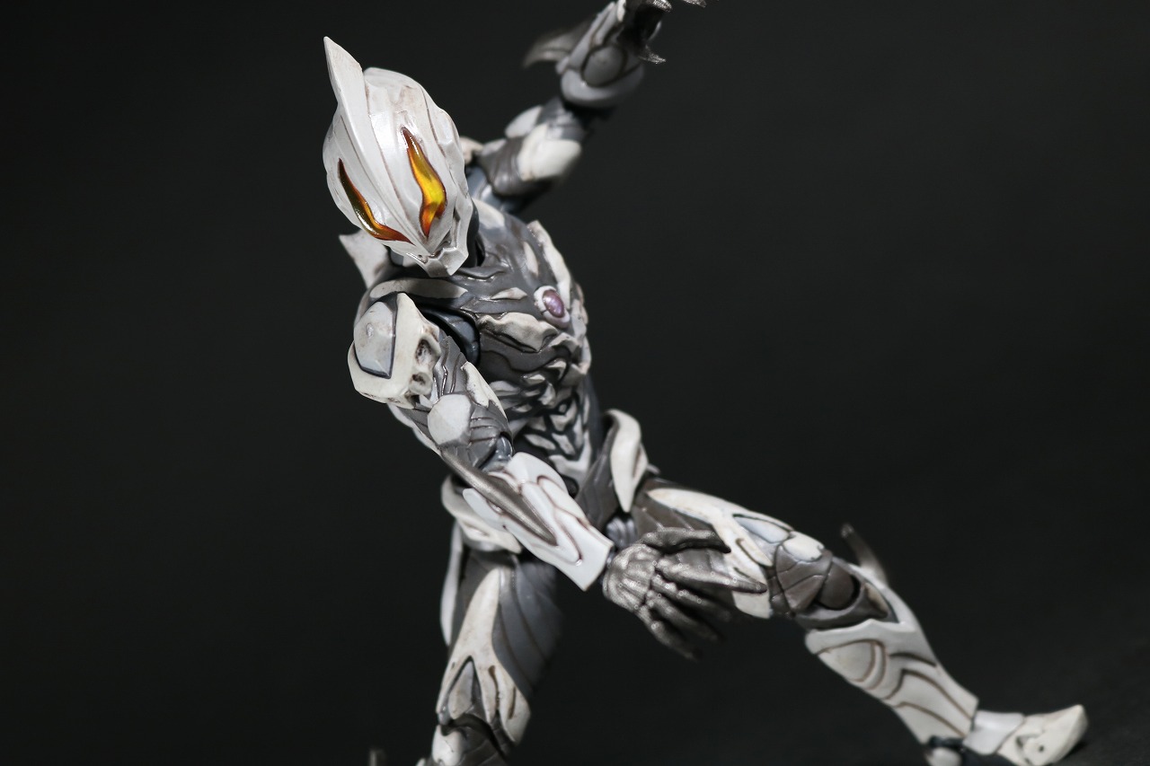 S.H.フィギュアーツ　ウルトラマンベリアル　アトロシアス　レビュー　アクション