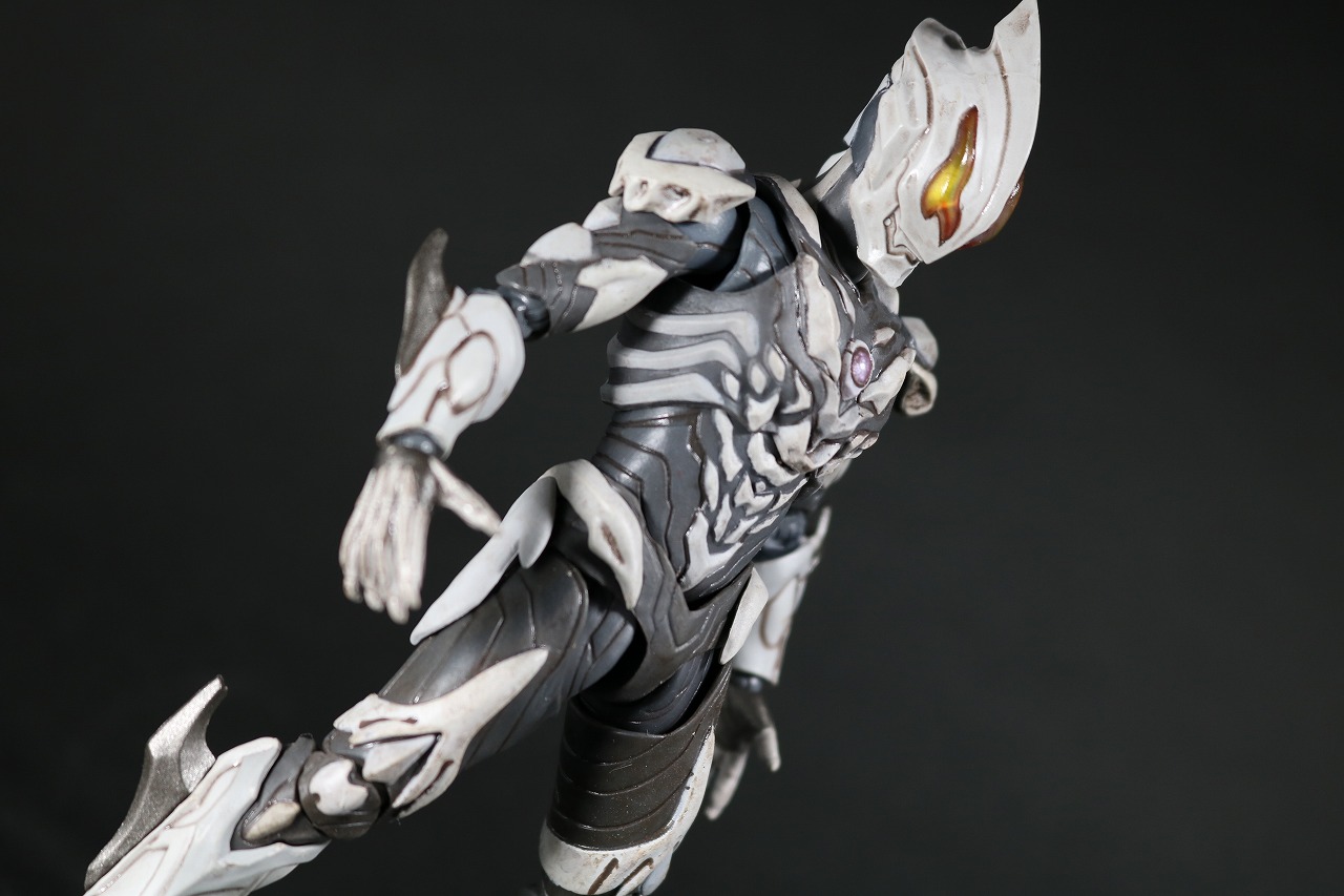 S.H.フィギュアーツ　ウルトラマンベリアル　アトロシアス　レビュー　アクション