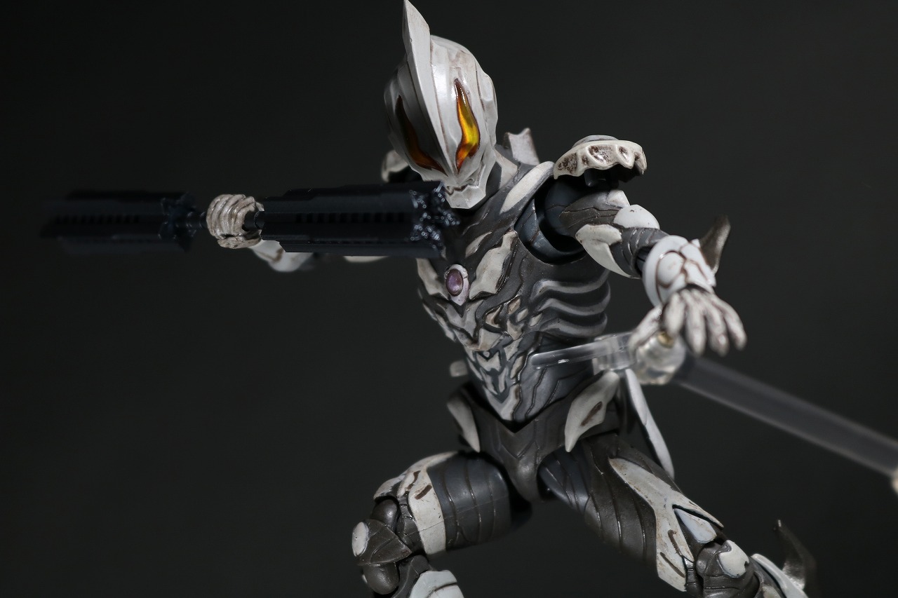 S.H.フィギュアーツ　ウルトラマンベリアル　アトロシアス　レビュー　アクション