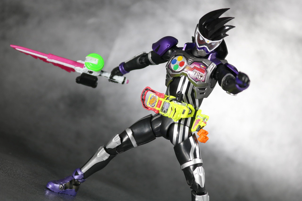 S.H.フィギュアーツ　仮面ライダーゲンム　アクションゲーマー　レベル0　レビュー　アクション