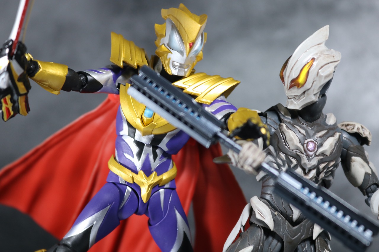 S.H.フィギュアーツ　ウルトラマンジード　ロイヤルメガマスター　レビュー　アクション