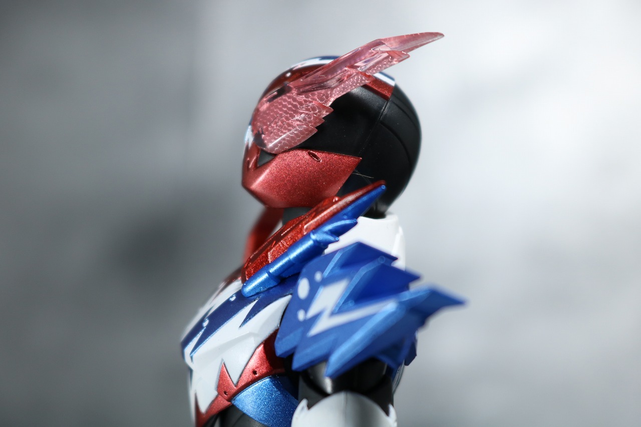 S.H.フィギュアーツ　仮面ライダービルド　ラビットタンク　スパークリング　レビュー　可動範囲