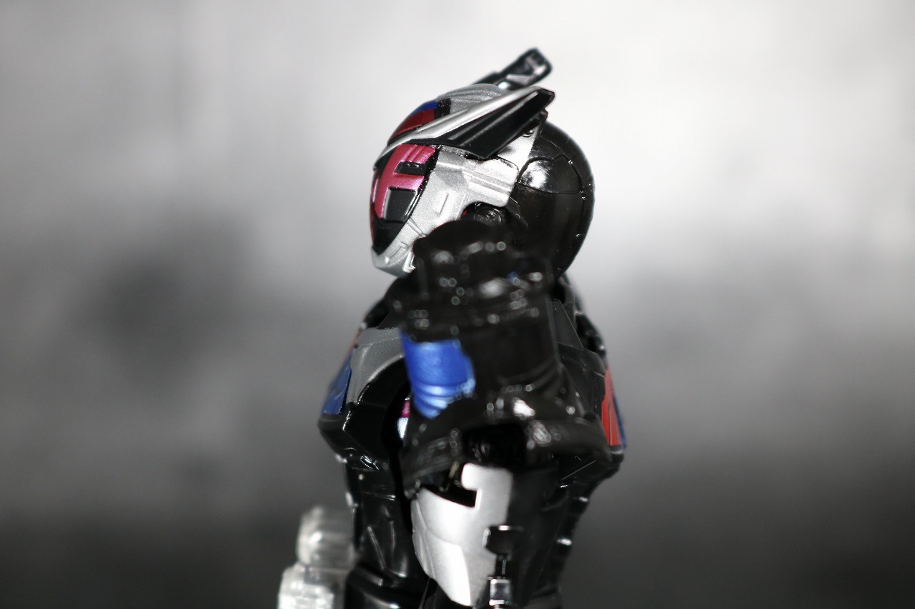 RKF　ビルドアーマー　レビュー　RIDER KICK'S FIGURE　仮面ライダージオウ　可動範囲