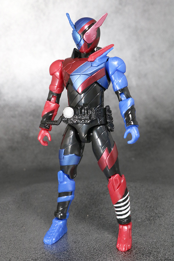 RKF　RIDER KICK'S FIGURE　仮面ライダービルド　ラビットタンクフォーム　レビュー　全身