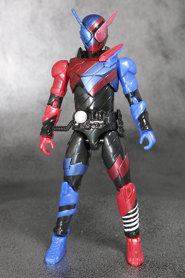 RKF　RIDER KICK'S FIGURE　仮面ライダービルド　ラビットタンクフォーム　レビュー　全身