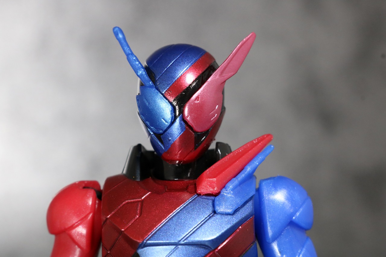 RKF　RIDER KICK'S FIGURE　仮面ライダービルド　ラビットタンクフォーム　レビュー　全身