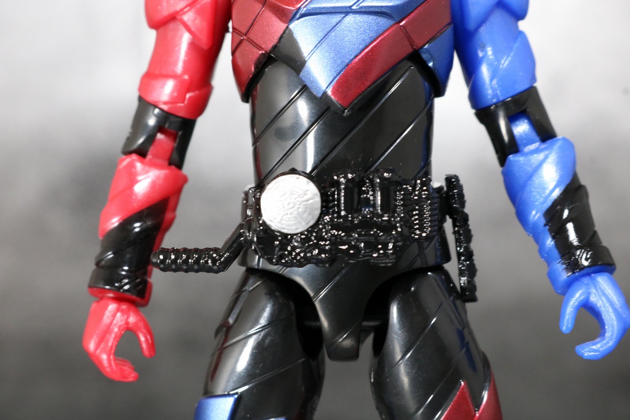 RKF　RIDER KICK'S FIGURE　仮面ライダービルド　ラビットタンクフォーム　レビュー　全身