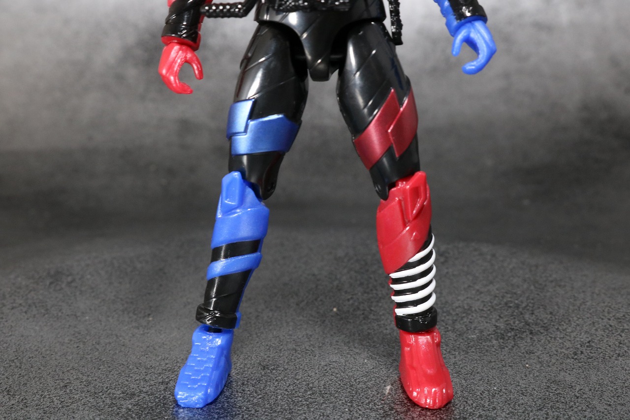 RKF　RIDER KICK'S FIGURE　仮面ライダービルド　ラビットタンクフォーム　レビュー　全身