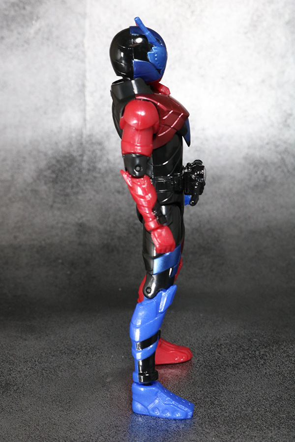 RKF　RIDER KICK'S FIGURE　仮面ライダービルド　ラビットタンクフォーム　レビュー　全身