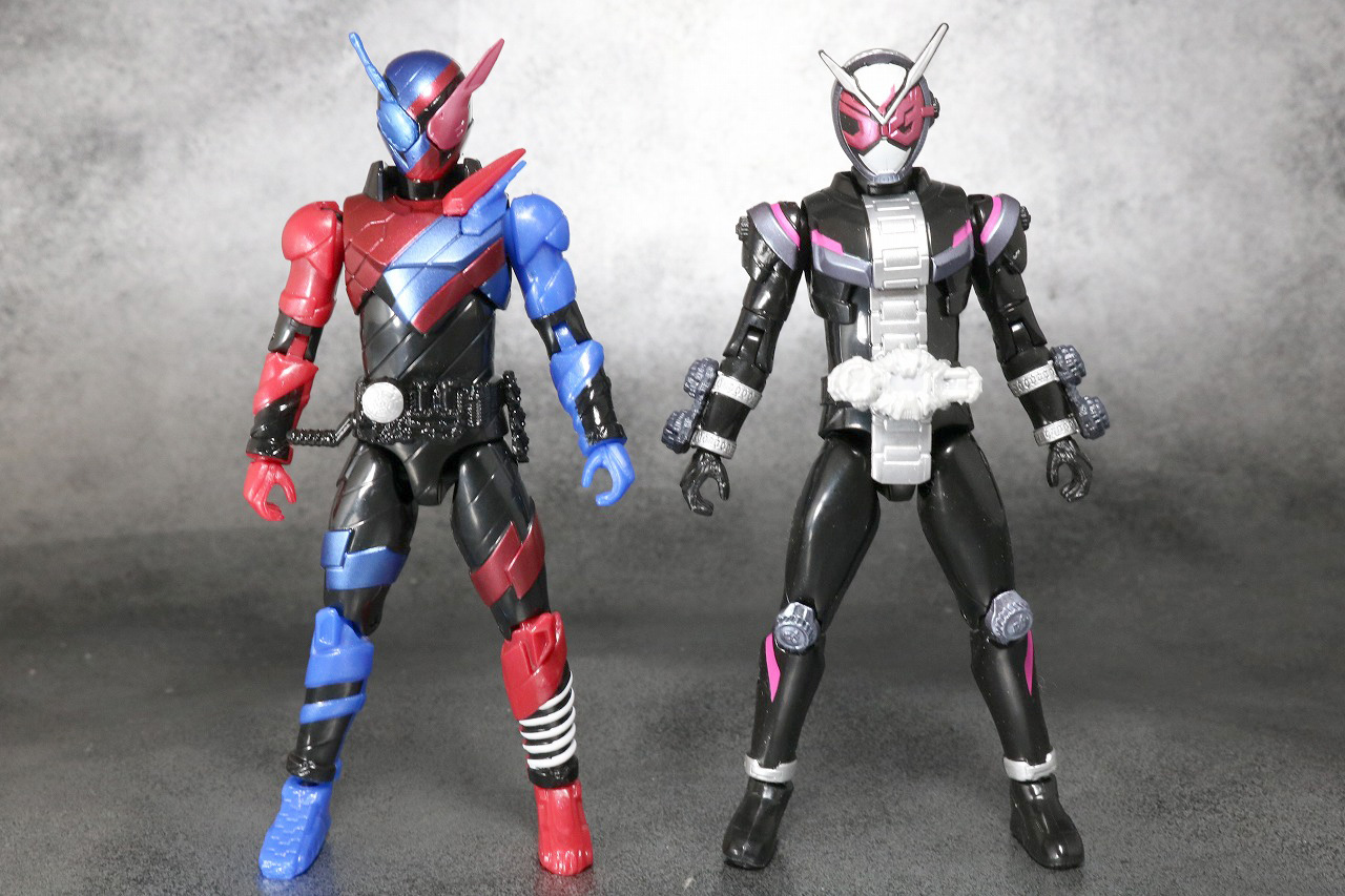 RKF　RIDER KICK'S FIGURE　仮面ライダービルド　ラビットタンクフォーム　レビュー　全身