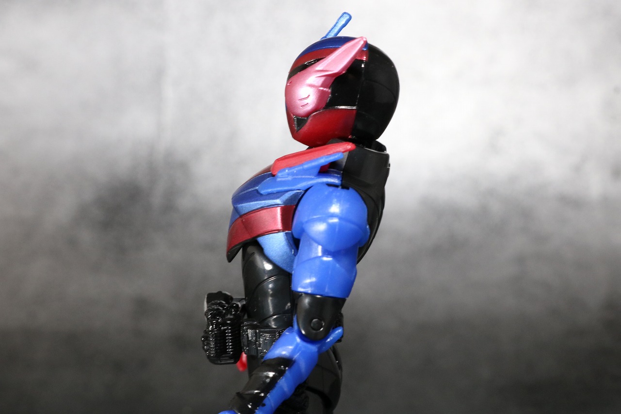 RKF　RIDER KICK'S FIGURE　仮面ライダービルド　ラビットタンクフォーム　レビュー　可動範囲