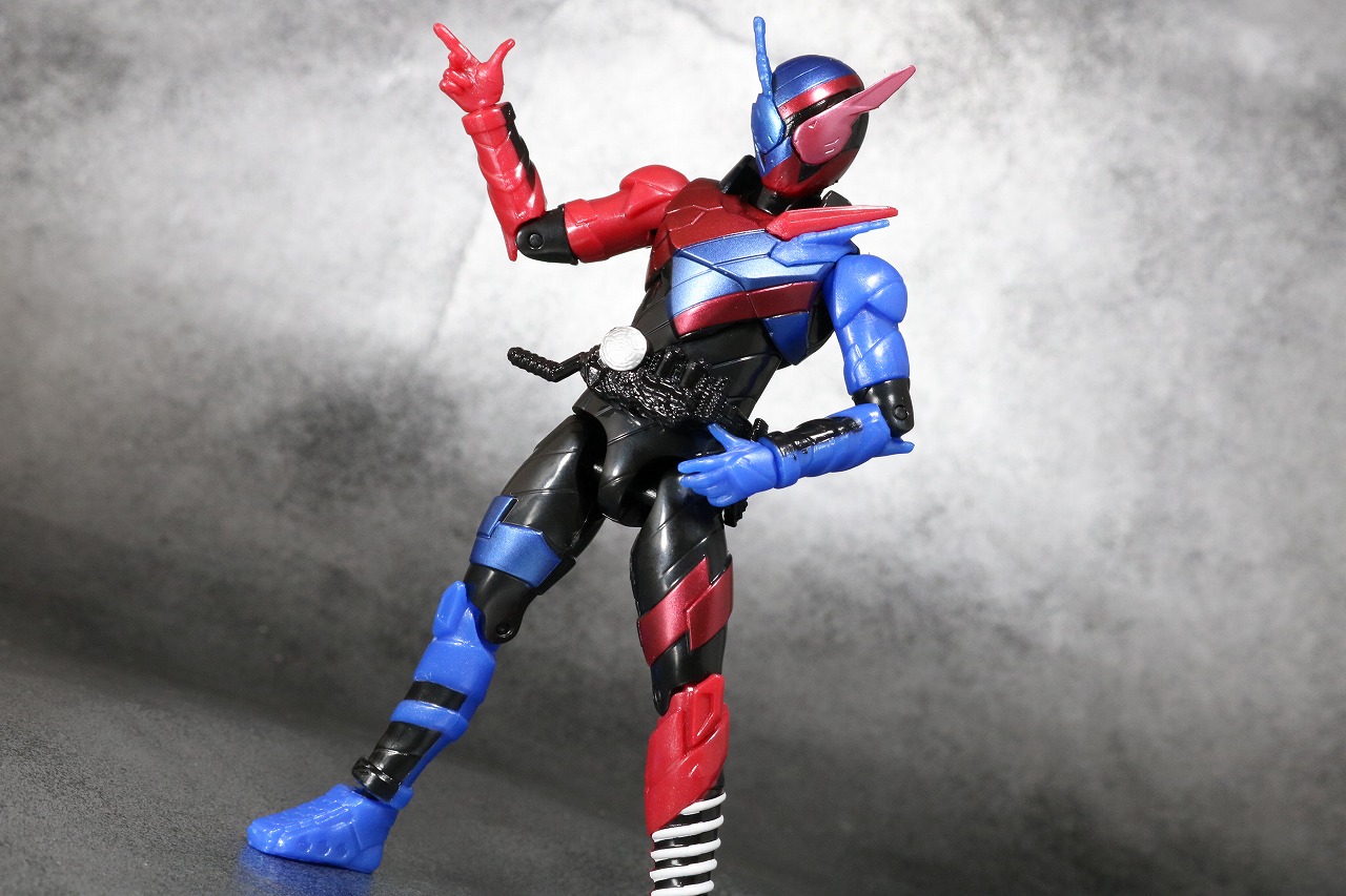 RKF　RIDER KICK'S FIGURE　仮面ライダービルド　ラビットタンクフォーム　レビュー　アクション