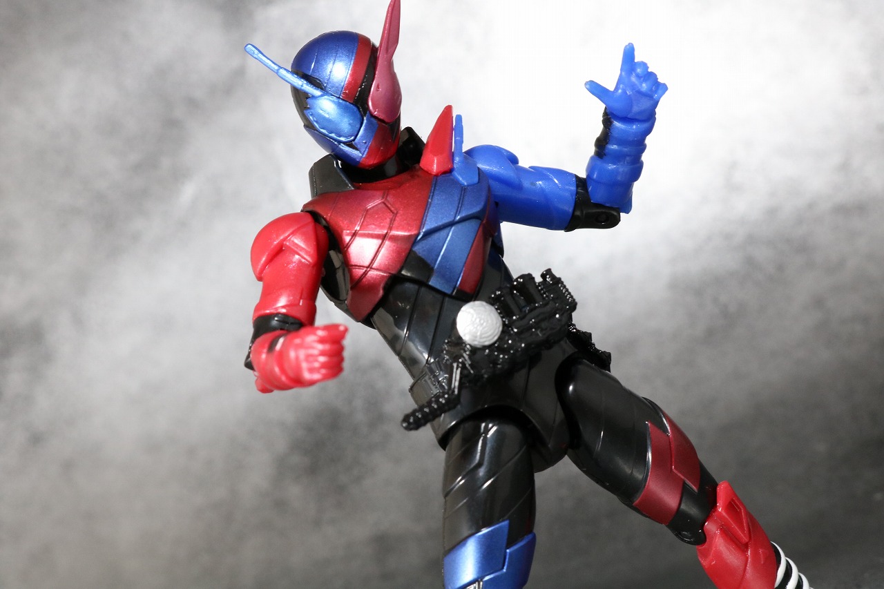 RKF　RIDER KICK'S FIGURE　仮面ライダービルド　ラビットタンクフォーム　レビュー　アクション