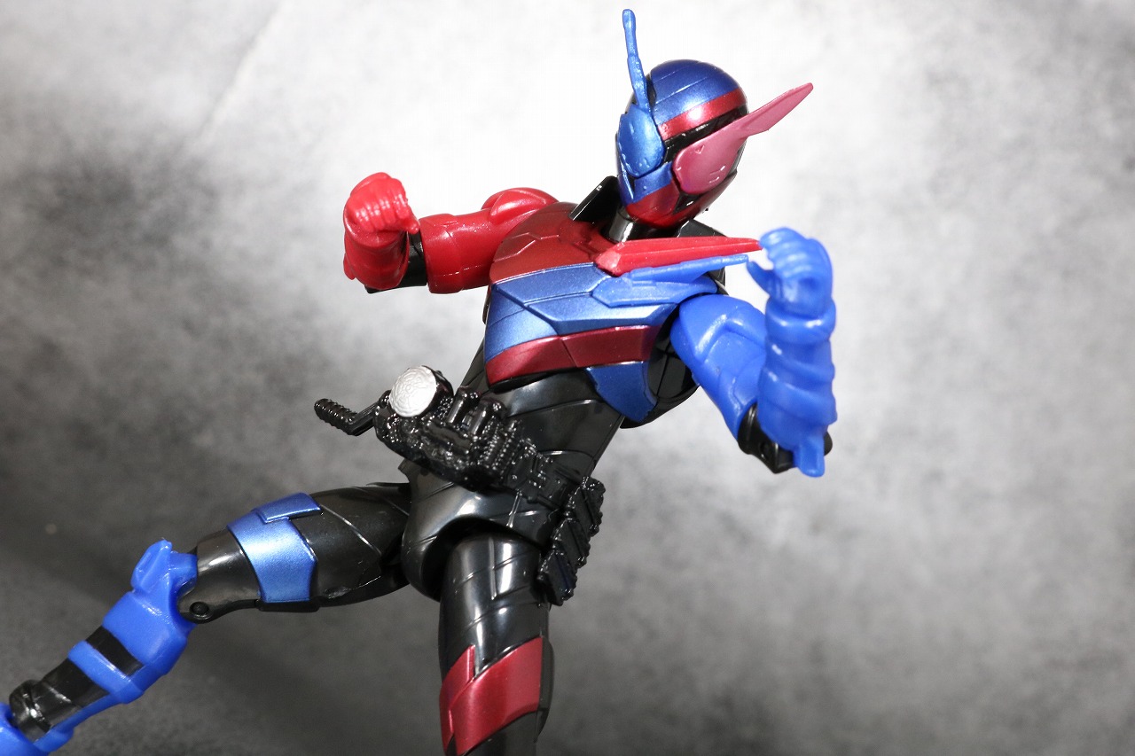 RKF　RIDER KICK'S FIGURE　仮面ライダービルド　ラビットタンクフォーム　レビュー　アクション