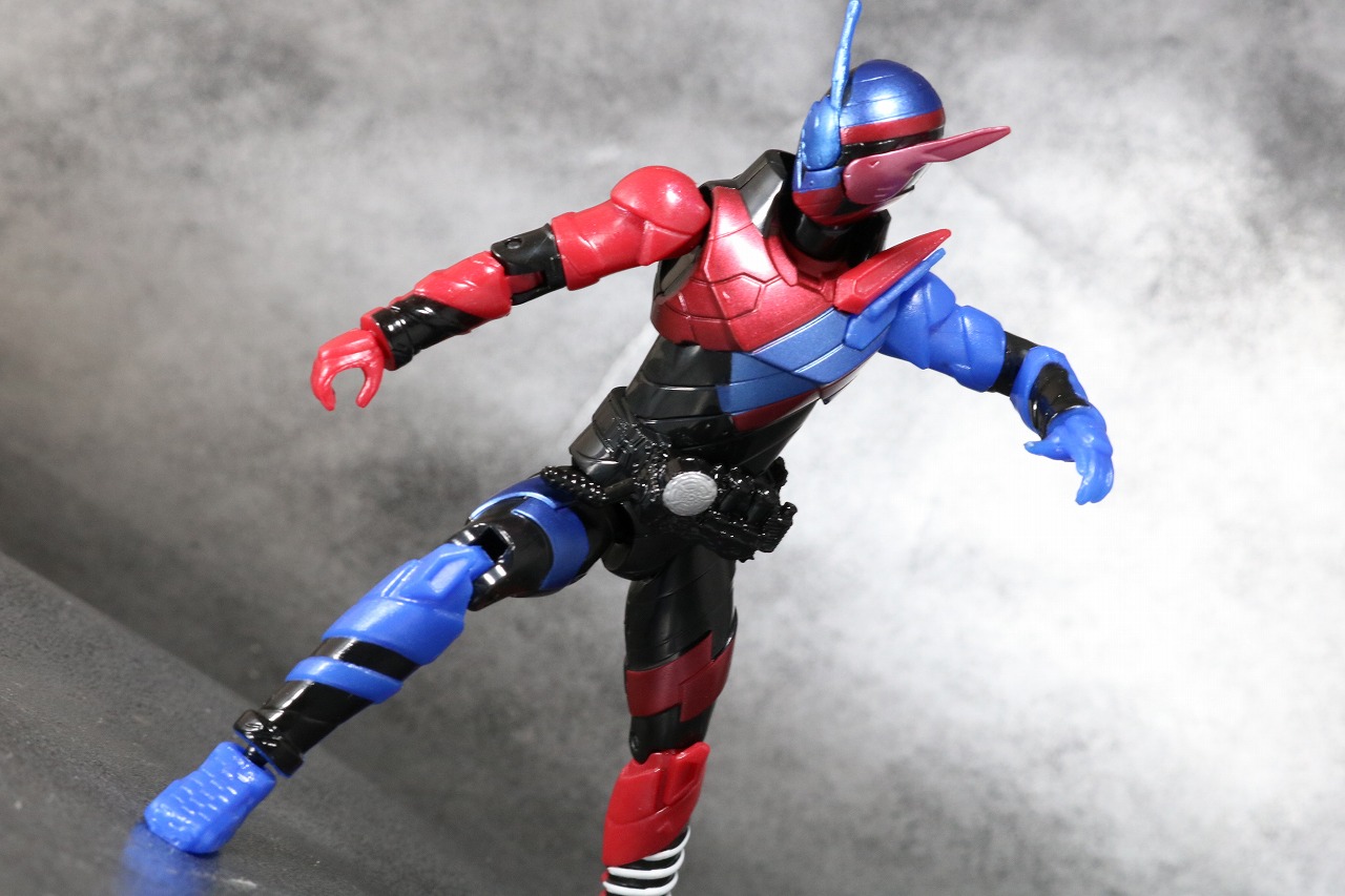 RKF　RIDER KICK'S FIGURE　仮面ライダービルド　ラビットタンクフォーム　レビュー　アクション