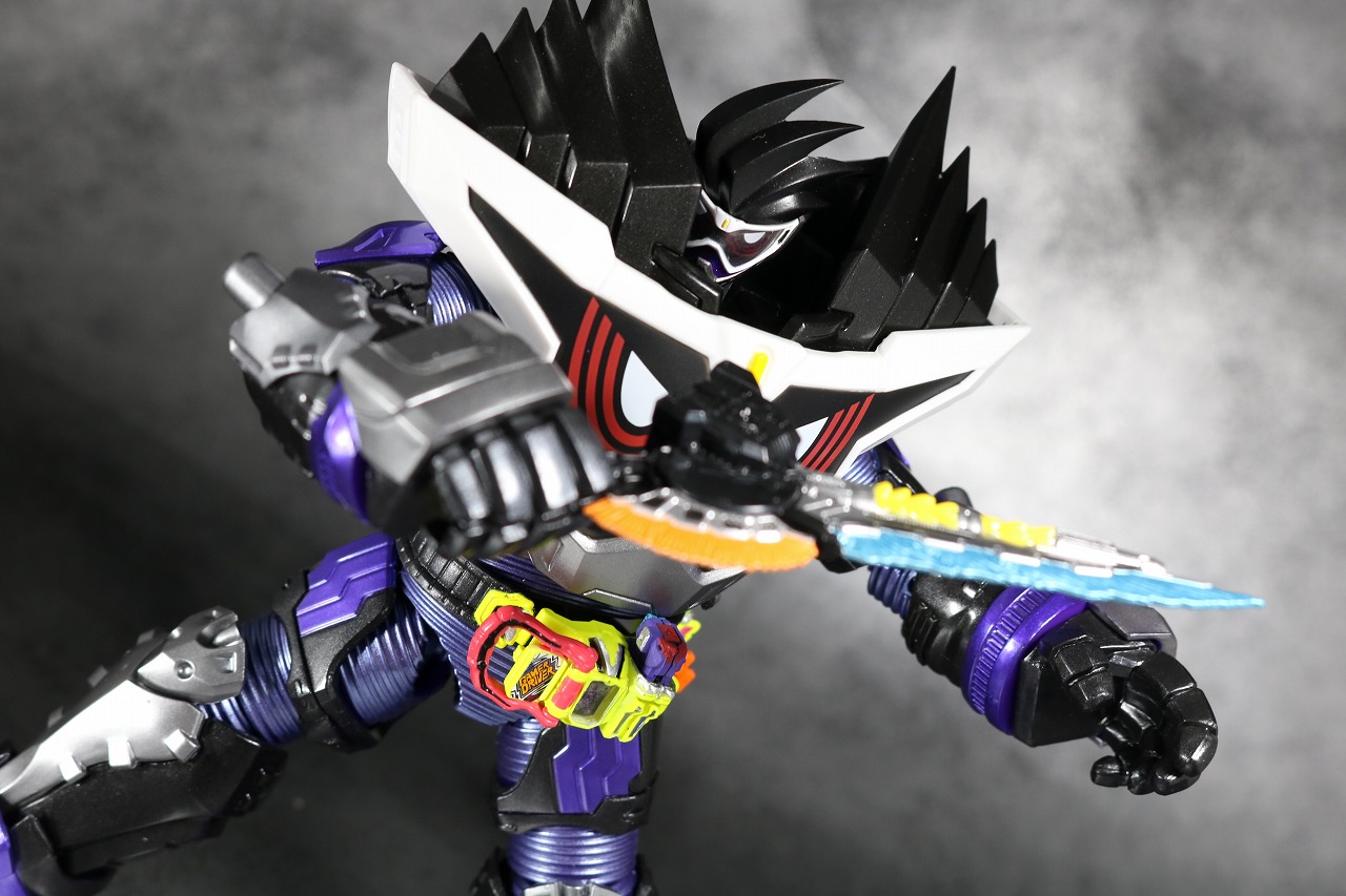 S.H.フィギュアーツ　仮面ライダーゲンム　ゴッドマキシマムゲーマー　レベルビリオン　レビュー　アクション