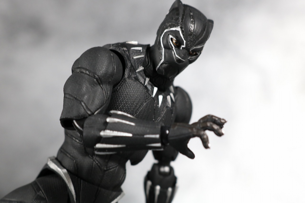 S.H.フィギュアーツ　ブラックパンサー　アベンジャーズ／インフィニティウォー　レビュー　アクション