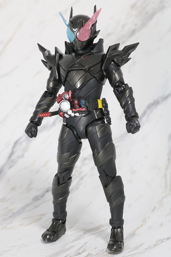 S.H.フィギュアーツ　仮面ライダービルド　ラビットタンクハザードフォーム　レビュー　魂ネイション2018　全身