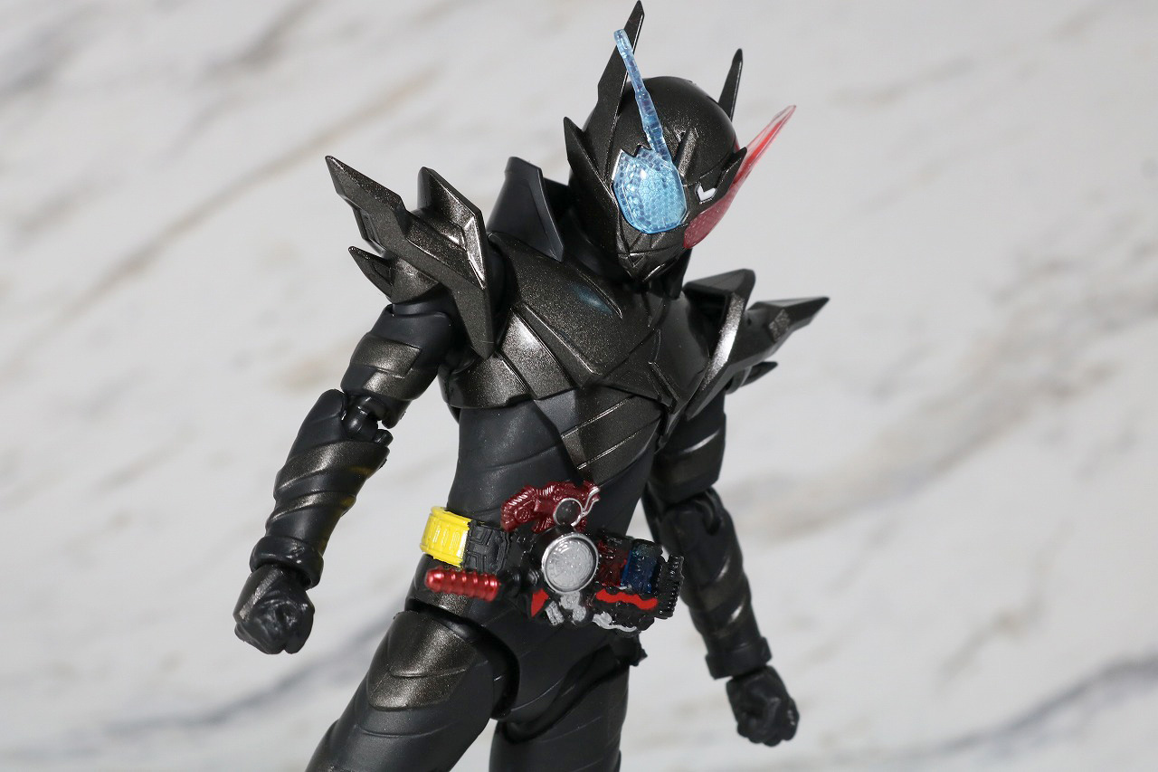 S.H.フィギュアーツ　仮面ライダービルド　ラビットタンクハザードフォーム　レビュー　魂ネイション2018　アクション