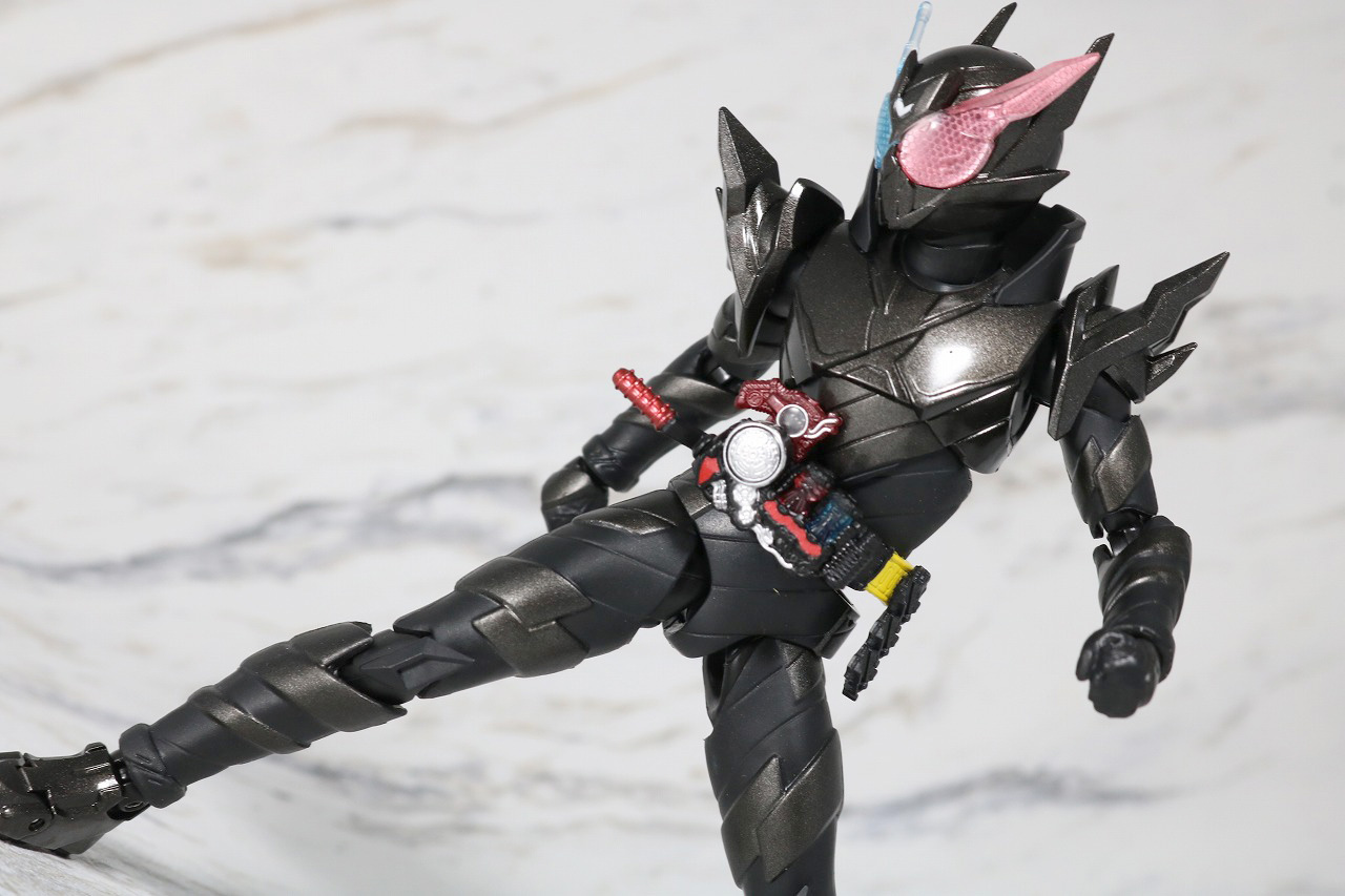 S.H.フィギュアーツ　仮面ライダービルド　ラビットタンクハザードフォーム　レビュー　魂ネイション2018　アクション