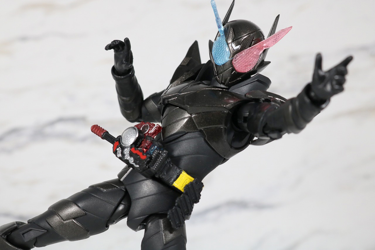 S.H.フィギュアーツ　仮面ライダービルド　ラビットタンクハザードフォーム　レビュー　魂ネイション2018　アクション