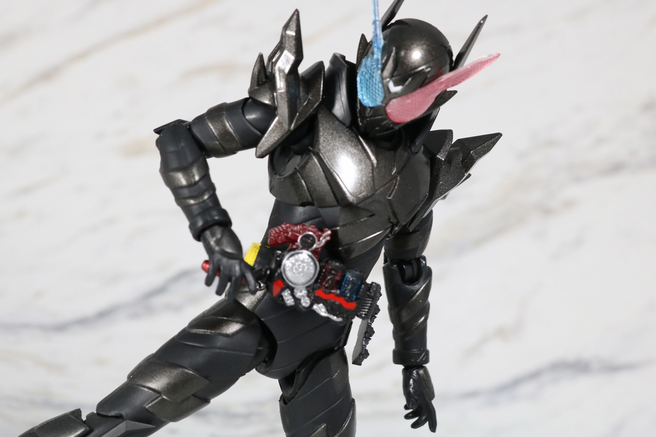 S.H.フィギュアーツ　仮面ライダービルド　ラビットタンクハザードフォーム　レビュー　魂ネイション2018　アクション