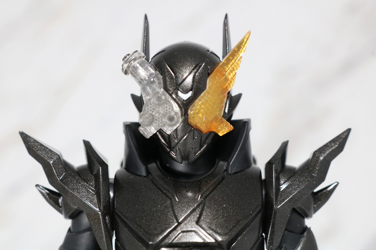 S.H.フィギュアーツ　仮面ライダービルド　ラビットタンクハザードフォーム　レビュー　魂ネイション2018　付属品　ホークガトリング