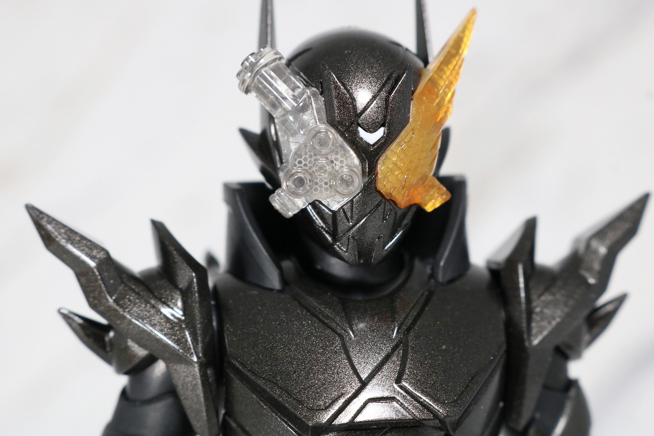 S.H.フィギュアーツ　仮面ライダービルド　ラビットタンクハザードフォーム　レビュー　魂ネイション2018　付属品　ホークガトリング