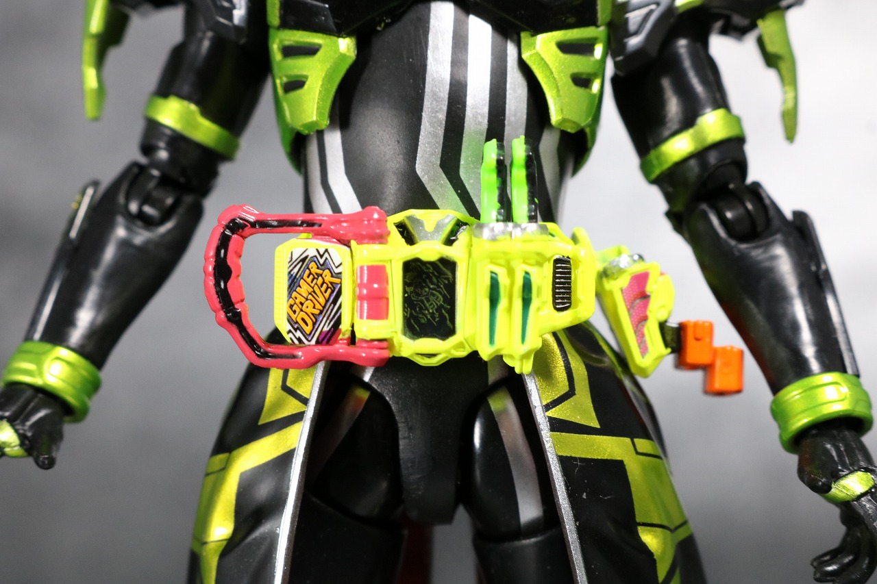 S.H.フィギュアーツ　仮面ライダークロノス　クロニクルゲーマー　レビュー　付属品