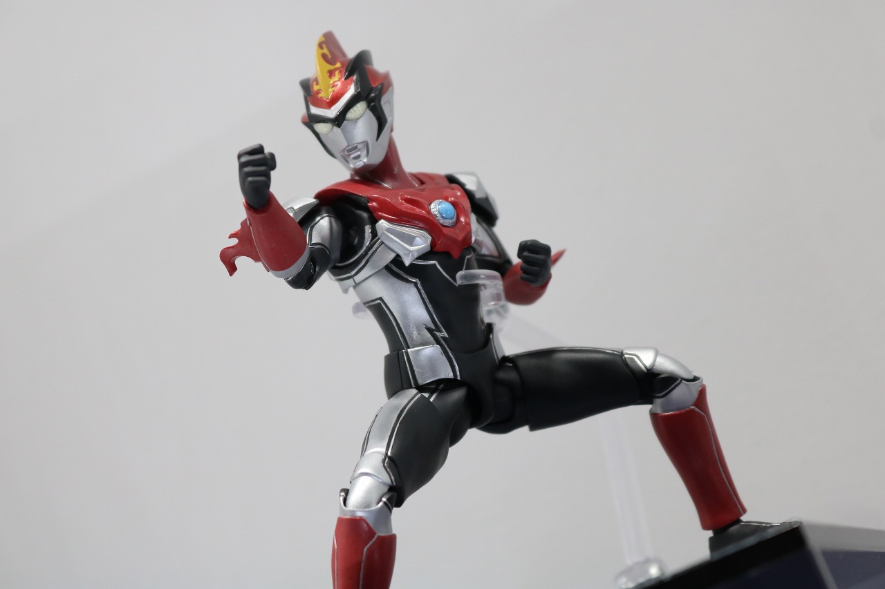 魂ネイション2018　レポート　S.H.フィギュアーツ　ウルトラマンブル　フレイム