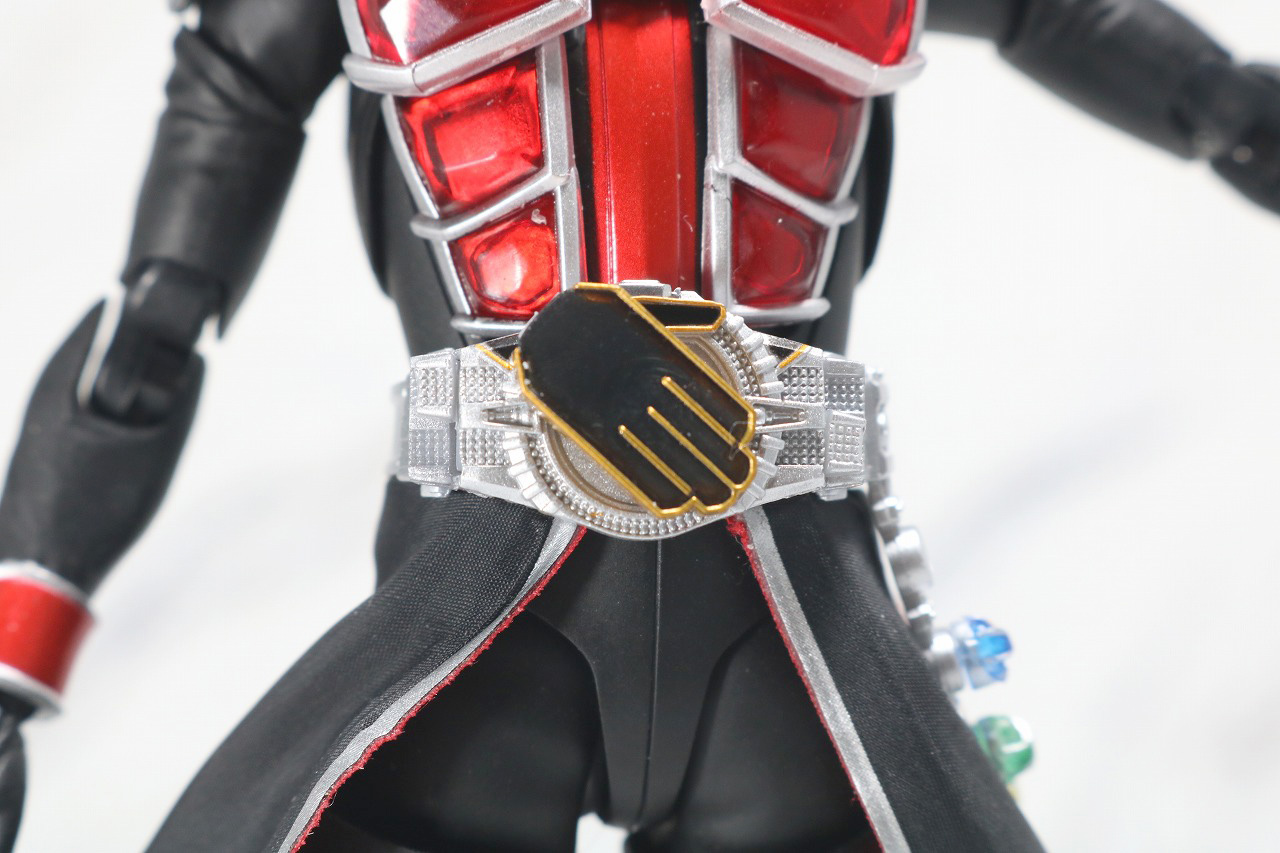 S.H.フィギュアーツ　仮面ライダーウィザード　フレイムスタイル　真骨彫製法　レビュー　全身