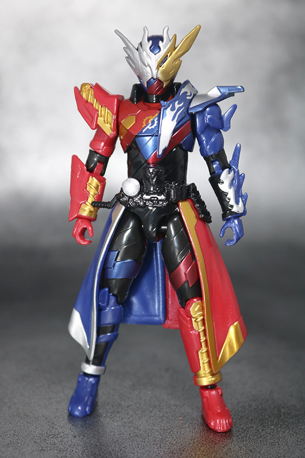 RKF　RIDER KICK'S FIGURE　仮面ライダービルド　クローズビルドフォーム　レビュー　全身