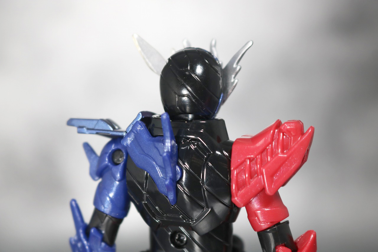 RKF　RIDER KICK'S FIGURE　仮面ライダービルド　クローズビルドフォーム　レビュー　全身