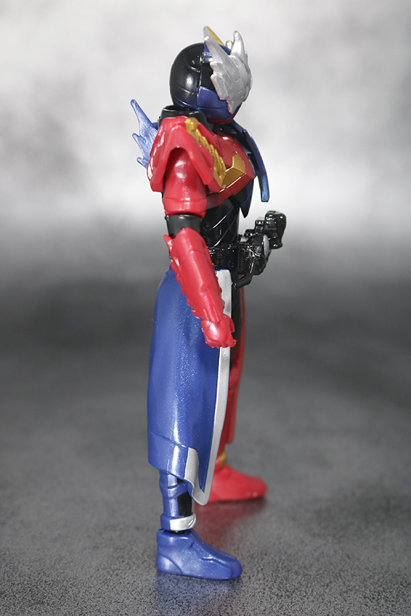 RKF　RIDER KICK'S FIGURE　仮面ライダービルド　クローズビルドフォーム　レビュー　全身