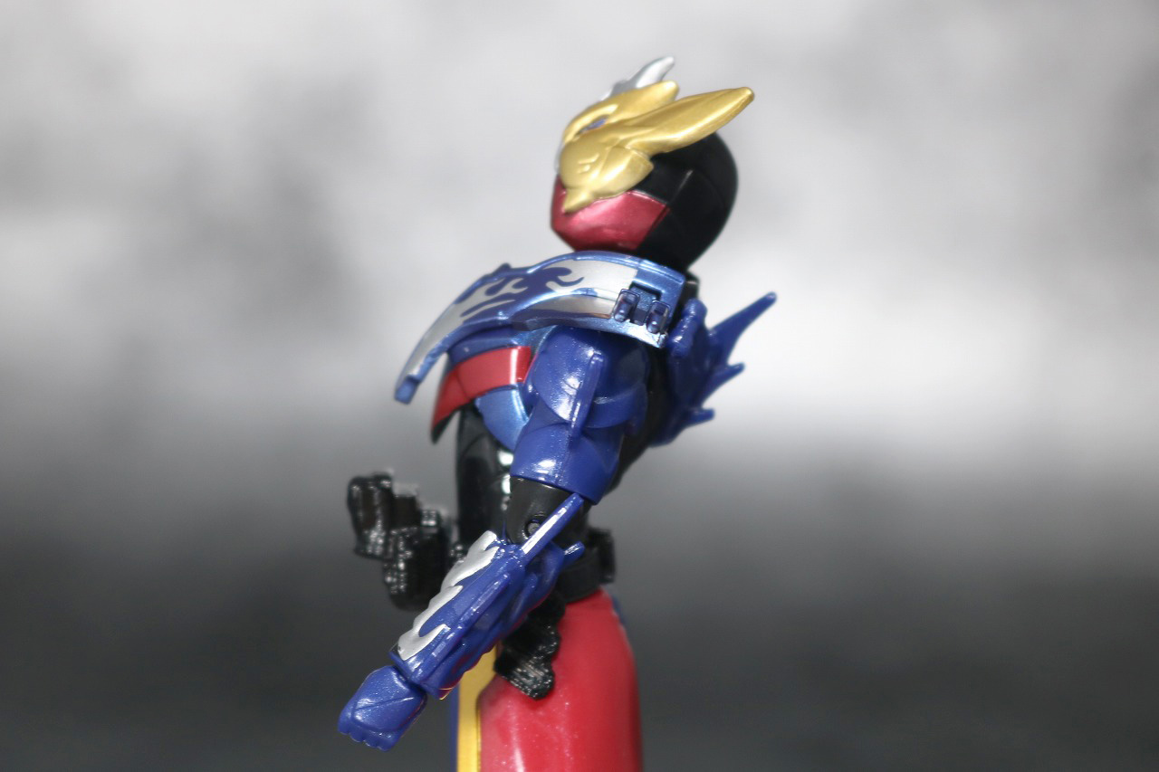 RKF　RIDER KICK'S FIGURE　仮面ライダービルド　クローズビルドフォーム　レビュー　可動範囲