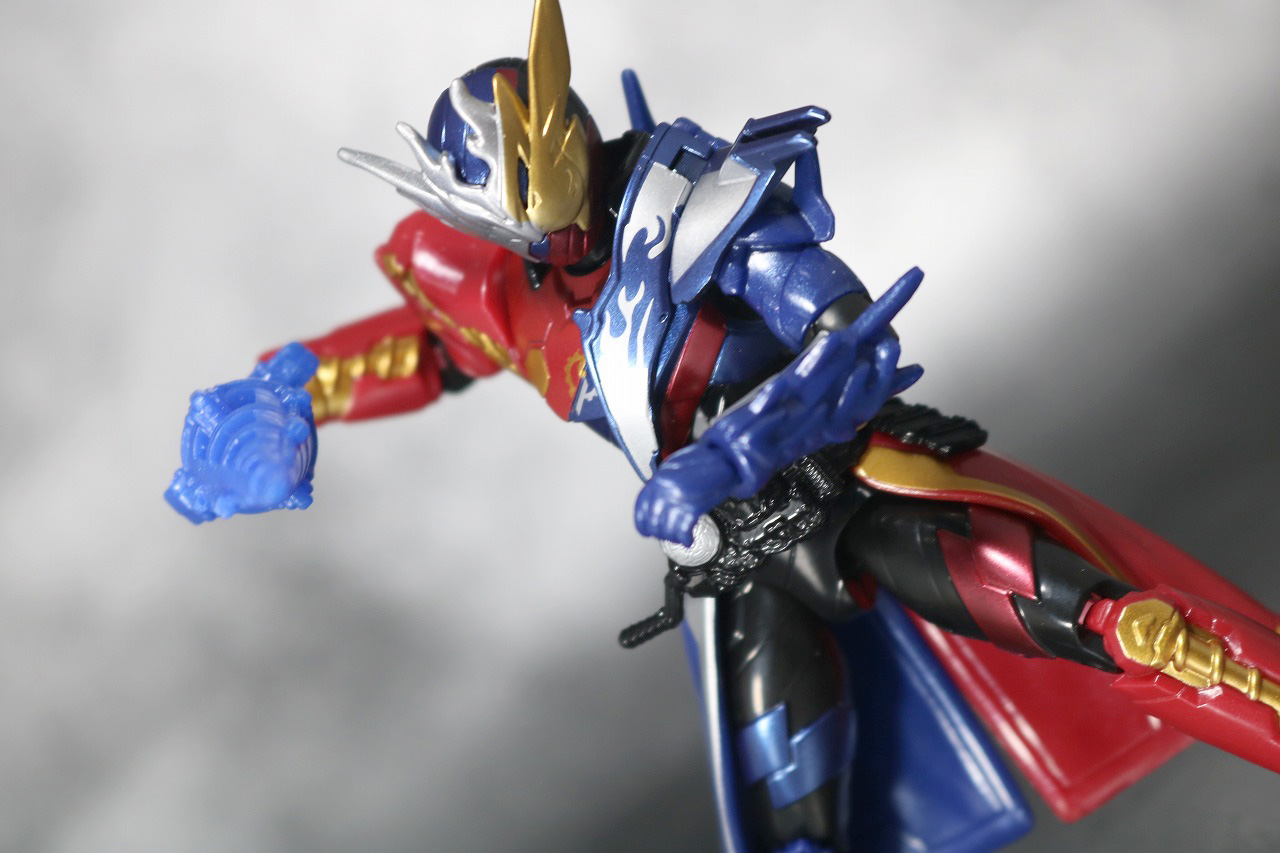 RKF　RIDER KICK'S FIGURE　仮面ライダービルド　クローズビルドフォーム　レビュー　アクション