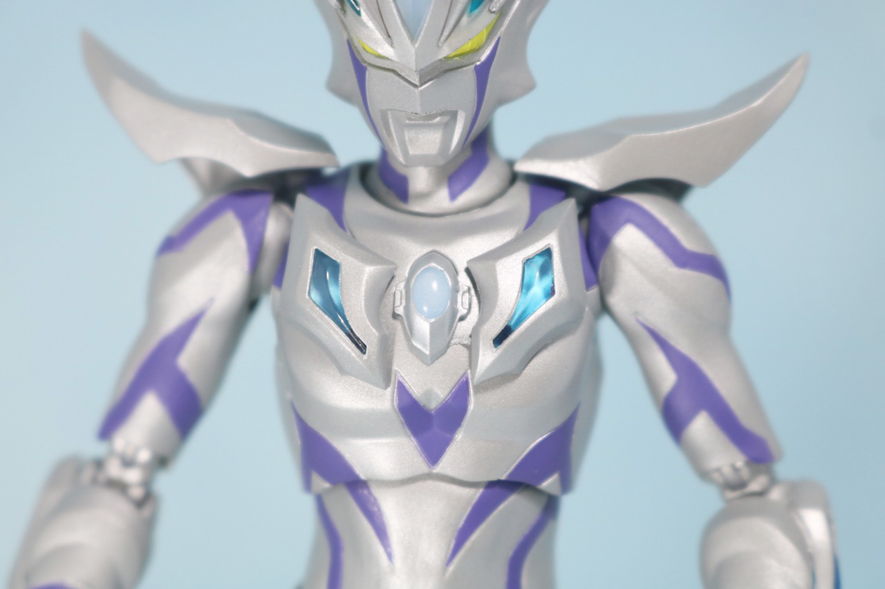 S.H.フィギュアーツ　ウルトラマンゼロビヨンド　レビュー　全身