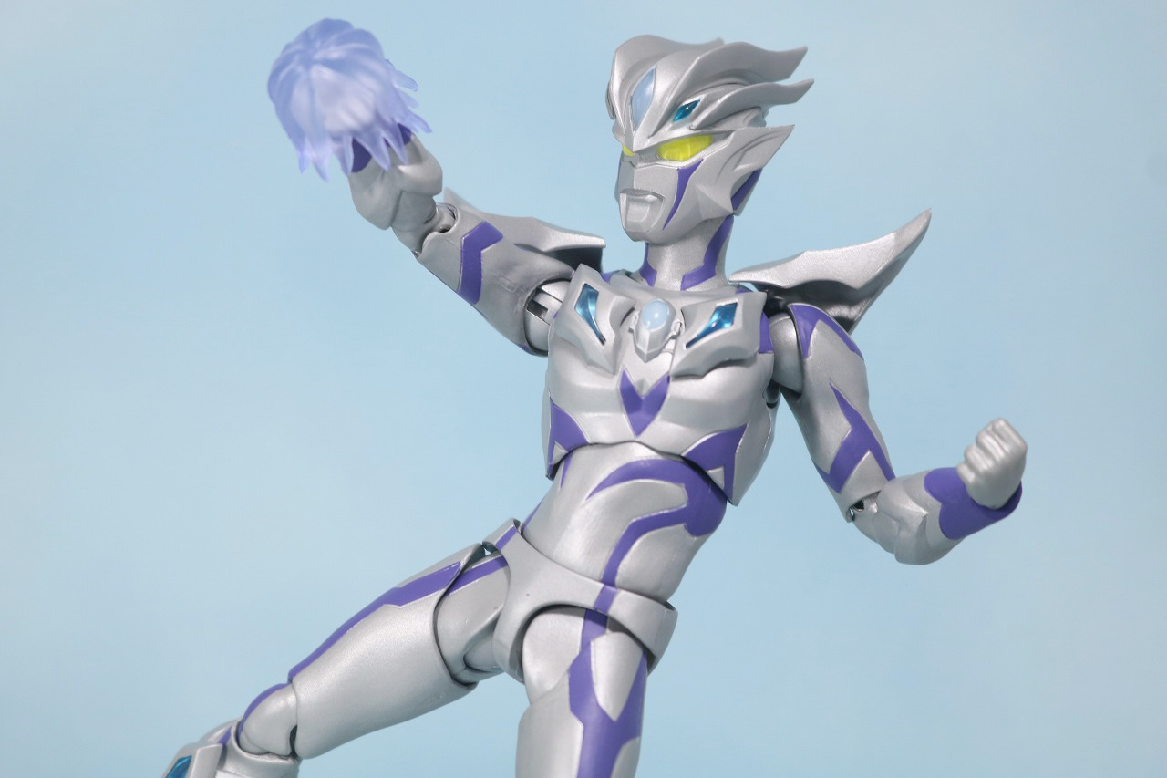 S.H.フィギュアーツ　ウルトラマンゼロビヨンド　レビュー　アクション