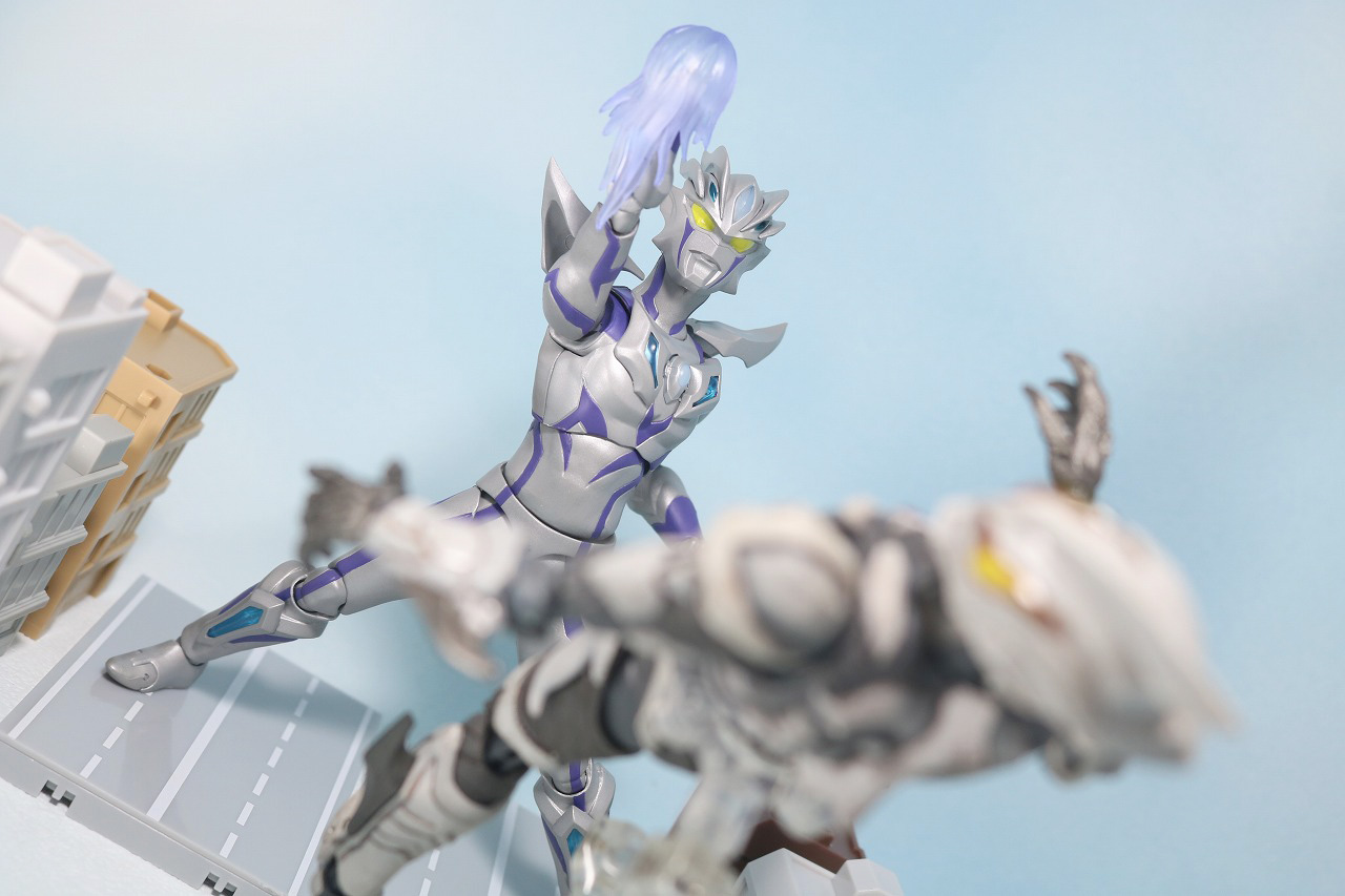 S.H.フィギュアーツ　ウルトラマンゼロビヨンド　レビュー　アクション