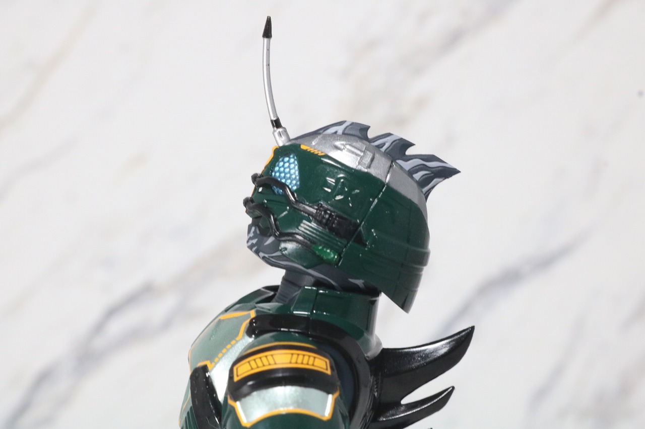 S.H.フィギュアーツ　仮面ライダーアマゾンネオアルファ　レビュー　可動範囲