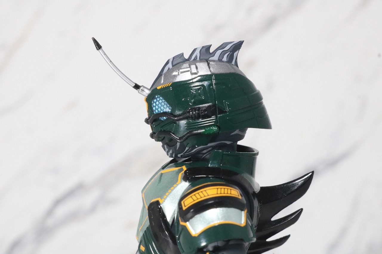 S.H.フィギュアーツ　仮面ライダーアマゾンネオアルファ　レビュー　可動範囲