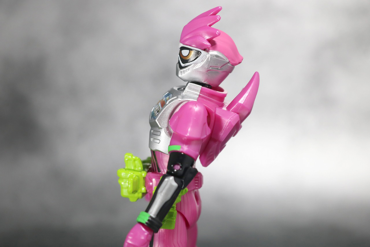 RKF　RIDER KICK'S FIGURE　仮面ライダーエグゼイド　アクションゲーマー　レベル2　レビュー　可動範囲