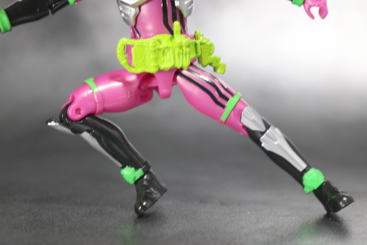 RKF　RIDER KICK'S FIGURE　仮面ライダーエグゼイド　アクションゲーマー　レベル2　レビュー　可動範囲