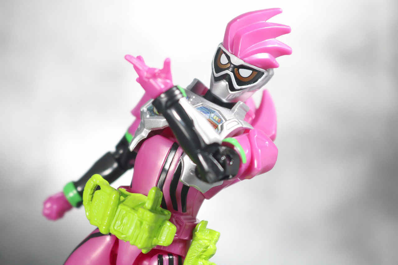 RKF　RIDER KICK'S FIGURE　仮面ライダーエグゼイド　アクションゲーマー　レベル2　レビュー　アクション