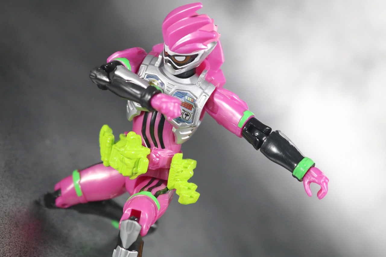 RKF　RIDER KICK'S FIGURE　仮面ライダーエグゼイド　アクションゲーマー　レベル2　レビュー　アクション