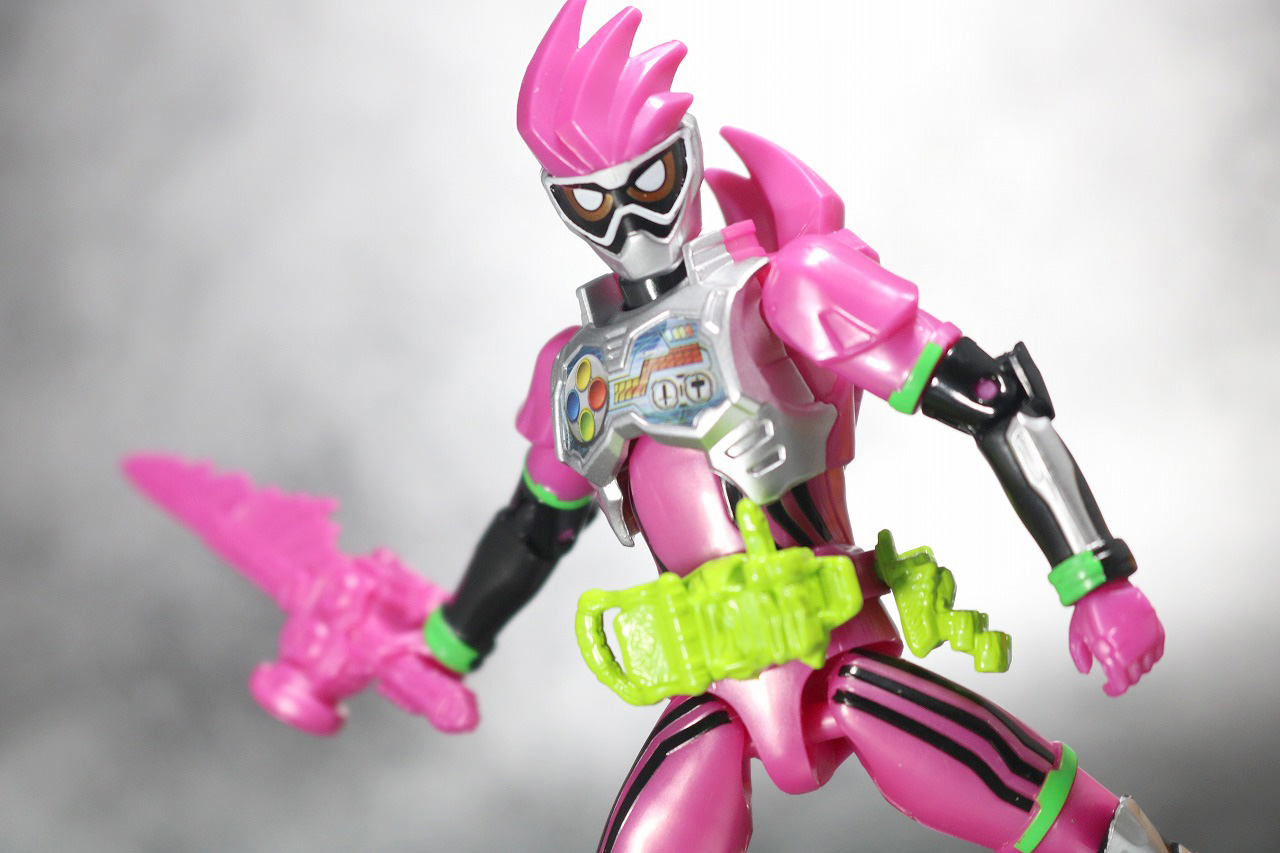 RKF　RIDER KICK'S FIGURE　仮面ライダーエグゼイド　アクションゲーマー　レベル2　レビュー　アクション