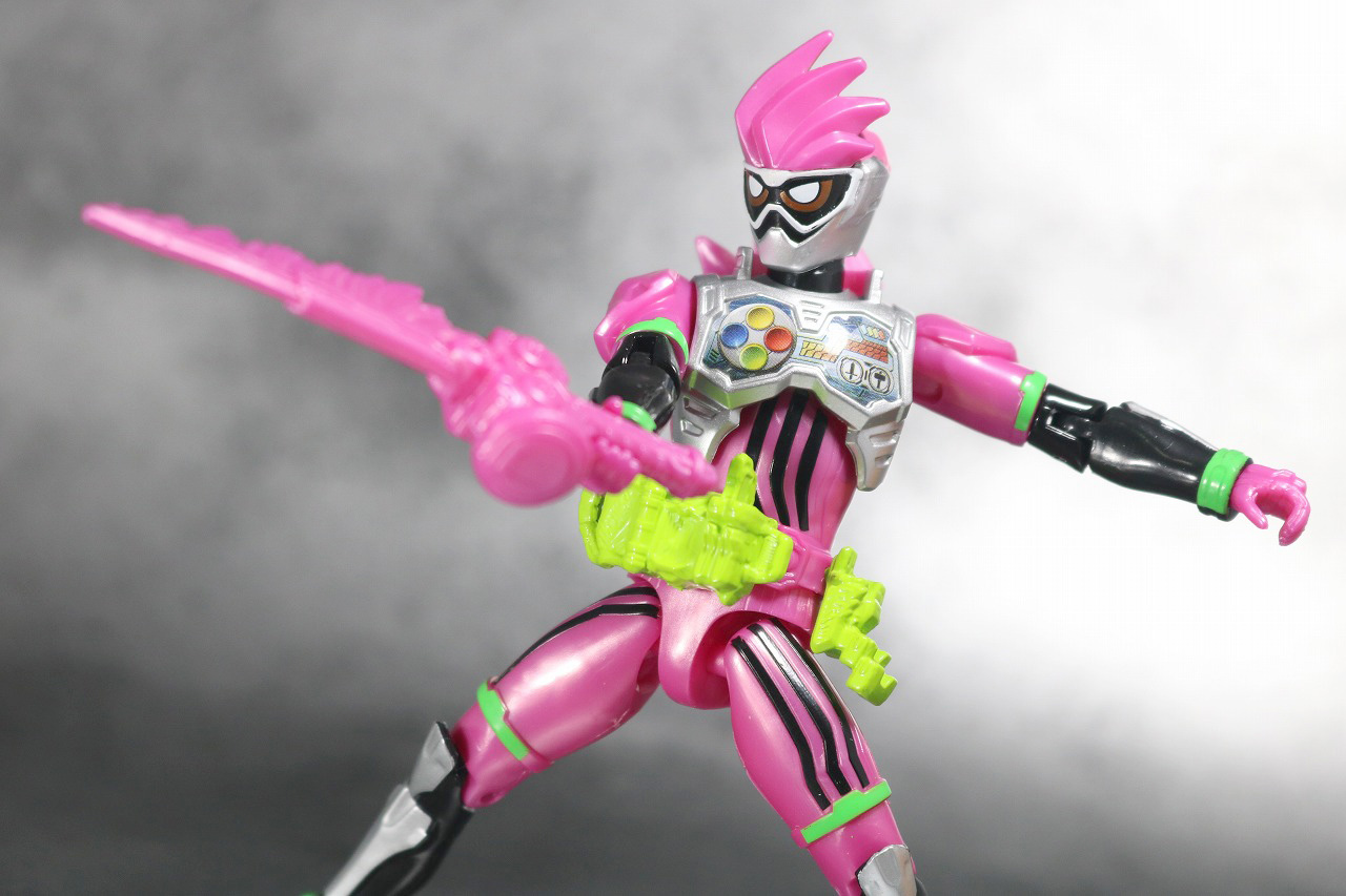 RKF　RIDER KICK'S FIGURE　仮面ライダーエグゼイド　アクションゲーマー　レベル2　レビュー　アクション