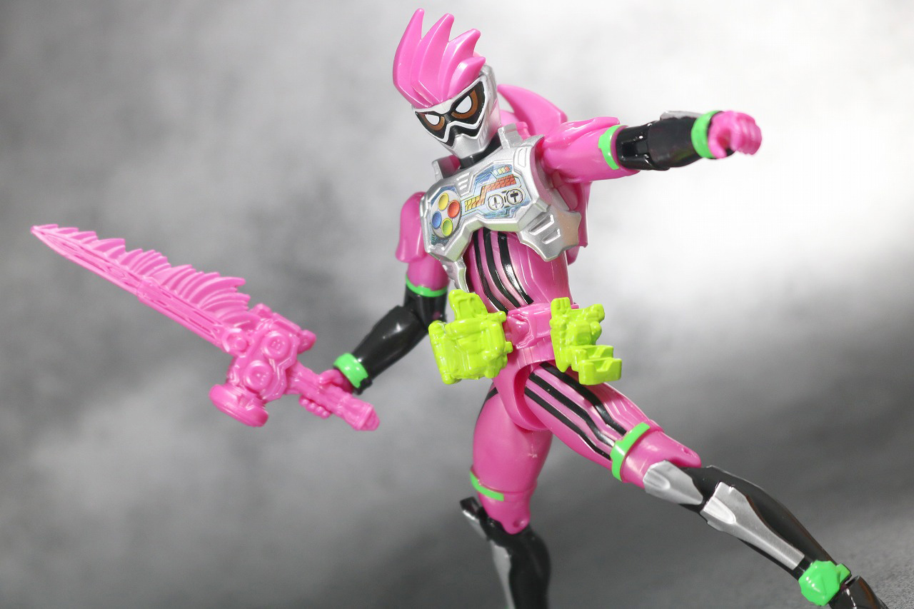 RKF　RIDER KICK'S FIGURE　仮面ライダーエグゼイド　アクションゲーマー　レベル2　レビュー　アクション