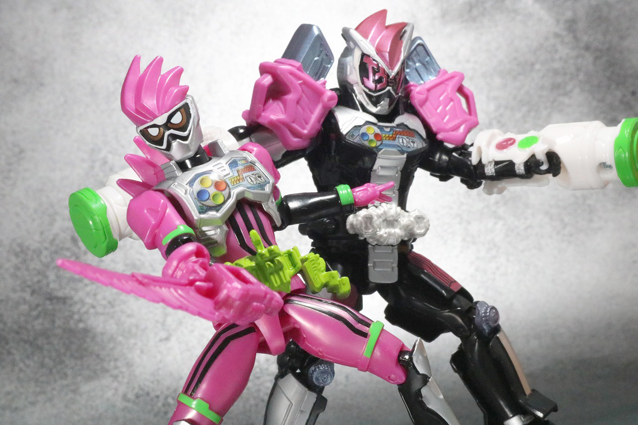 RKF　RIDER KICK'S FIGURE　仮面ライダーエグゼイド　アクションゲーマー　レベル2　レビュー　アクション